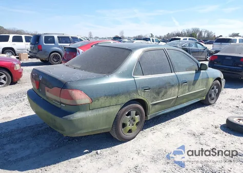2002 Honda Accord 3.0 Ex z USA, uszkodzony, nr VIN 1HGCG16592A039234